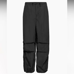 Aritzia Aviator Parachute Pant USED ONCE !